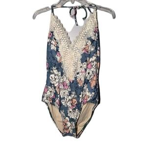 Sea Angel Women's Size Medium Lace Trimmed One Piece Swimsuit